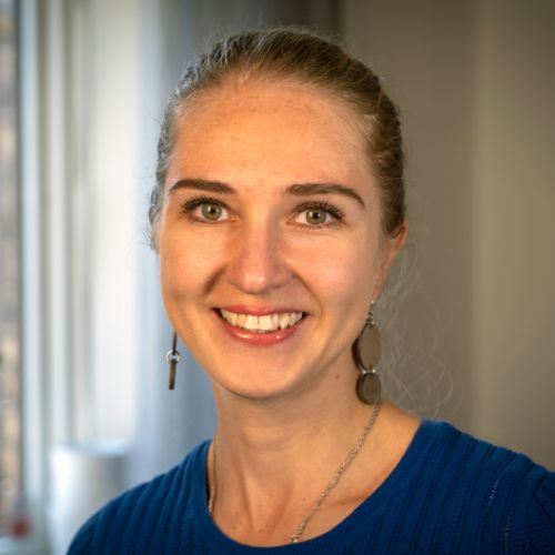 Daria HR Manager at Invitro Vist